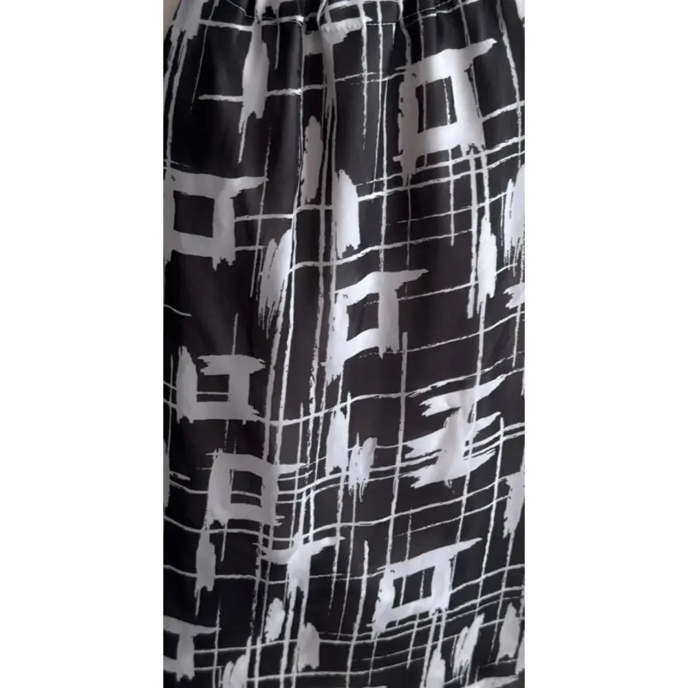 Adiva Large Halter Black White Print Sleeveless Top Polyester and Lined
